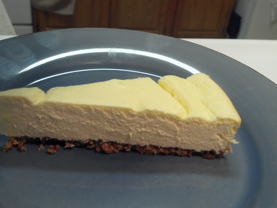 AtkinsTurnedPaleo Adventures In The Kitchen P1 Almond Cheesecake 7g