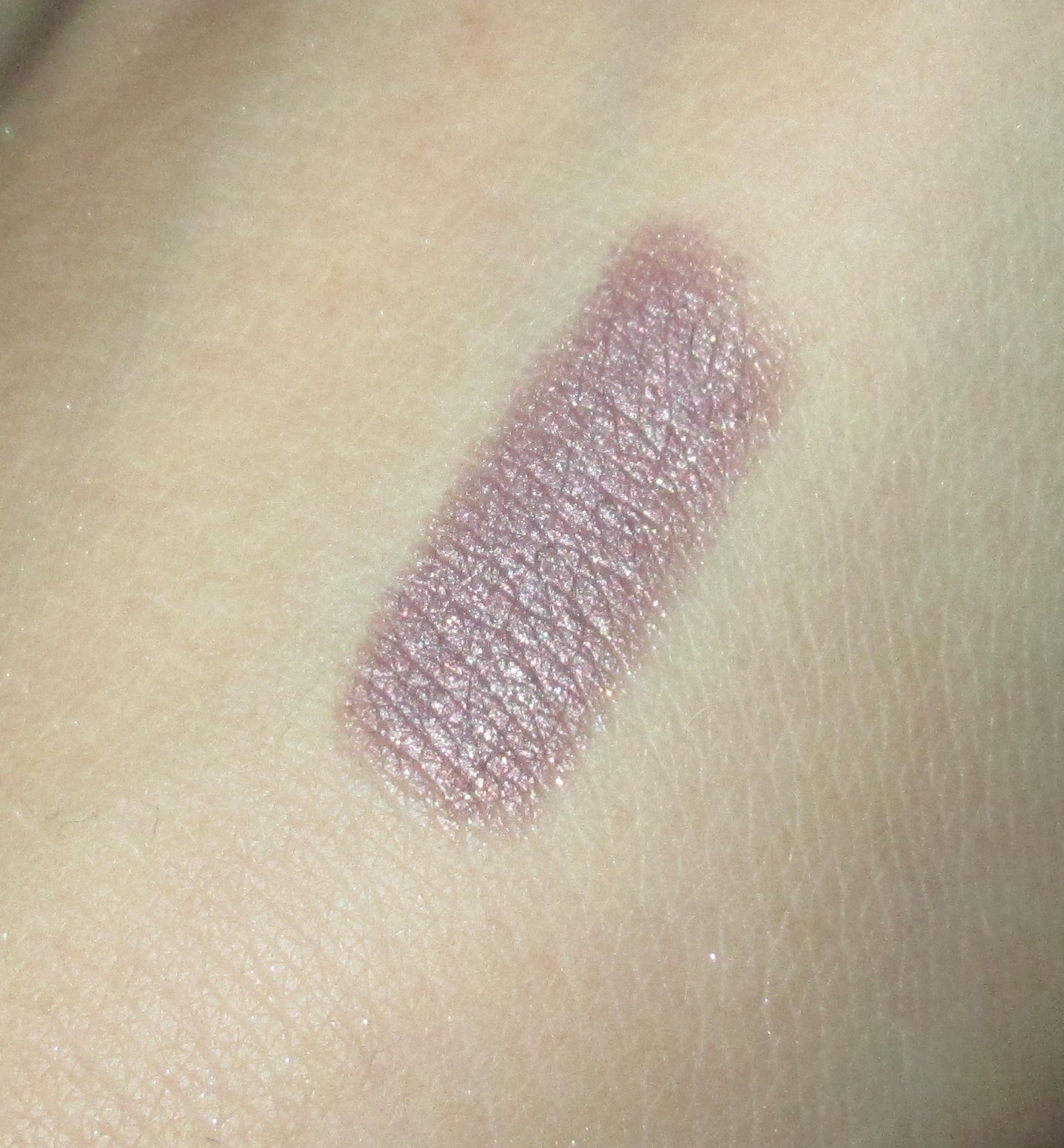 [Review] KIKO Long Lasting Eyeshadow Stick in 38 Golden Taupe