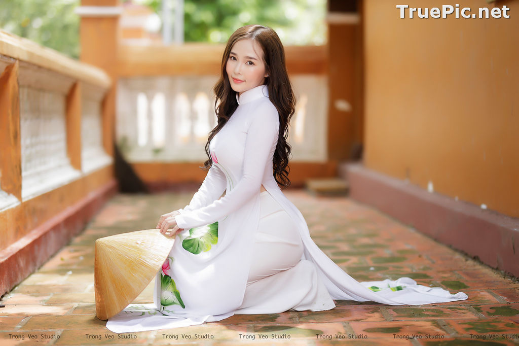 Image The Beauty of Vietnamese Girls with Traditional Dress (Ao Dai) #1 - TruePic.net - Picture-47