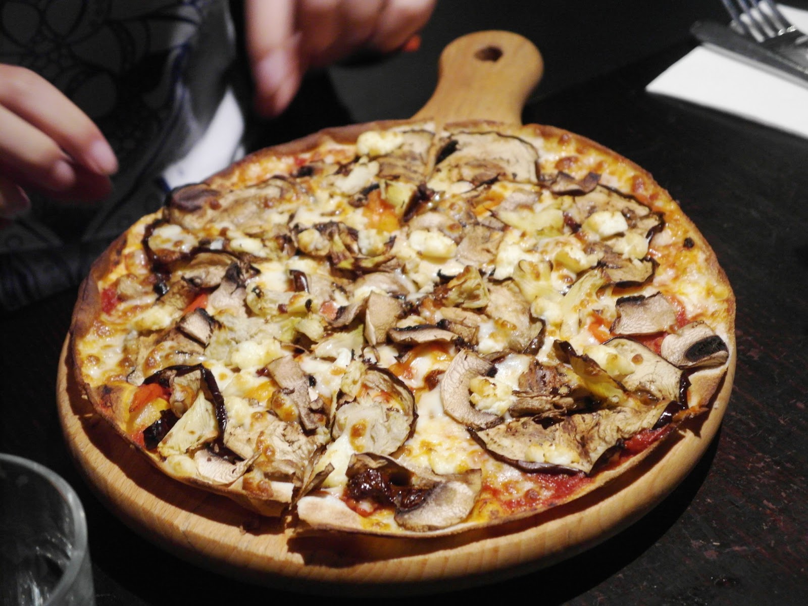 polyphagia ♣ mammas pizza & pasta bar, sydney cbd