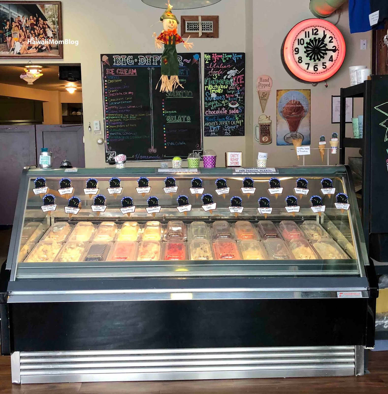 Hawaii Mom Blog Visit Wyoming Big Dipper Ice Cream Shop