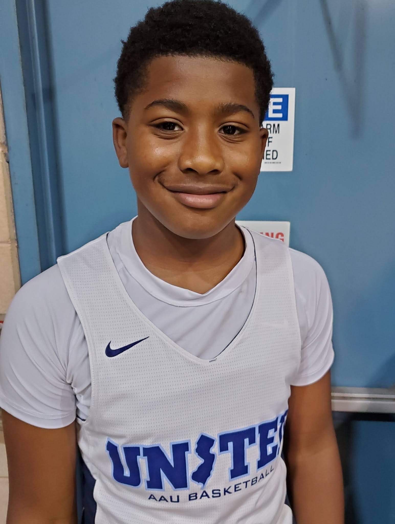 BASKETBALL SPOTLIGHT NEWS Basketball Spotlight 6th Grade MDC Top