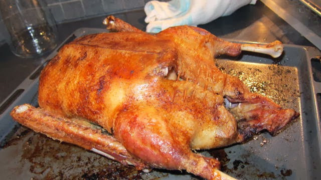 Bilde Av Oppskrift På Stekt Gås