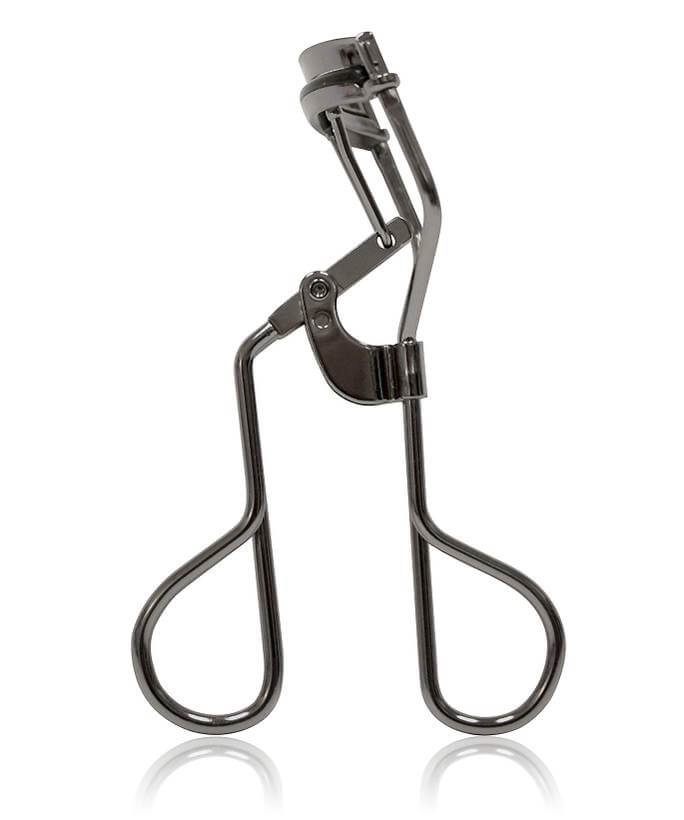 Best Brands Of Eyelash Curler According To Eye Shape