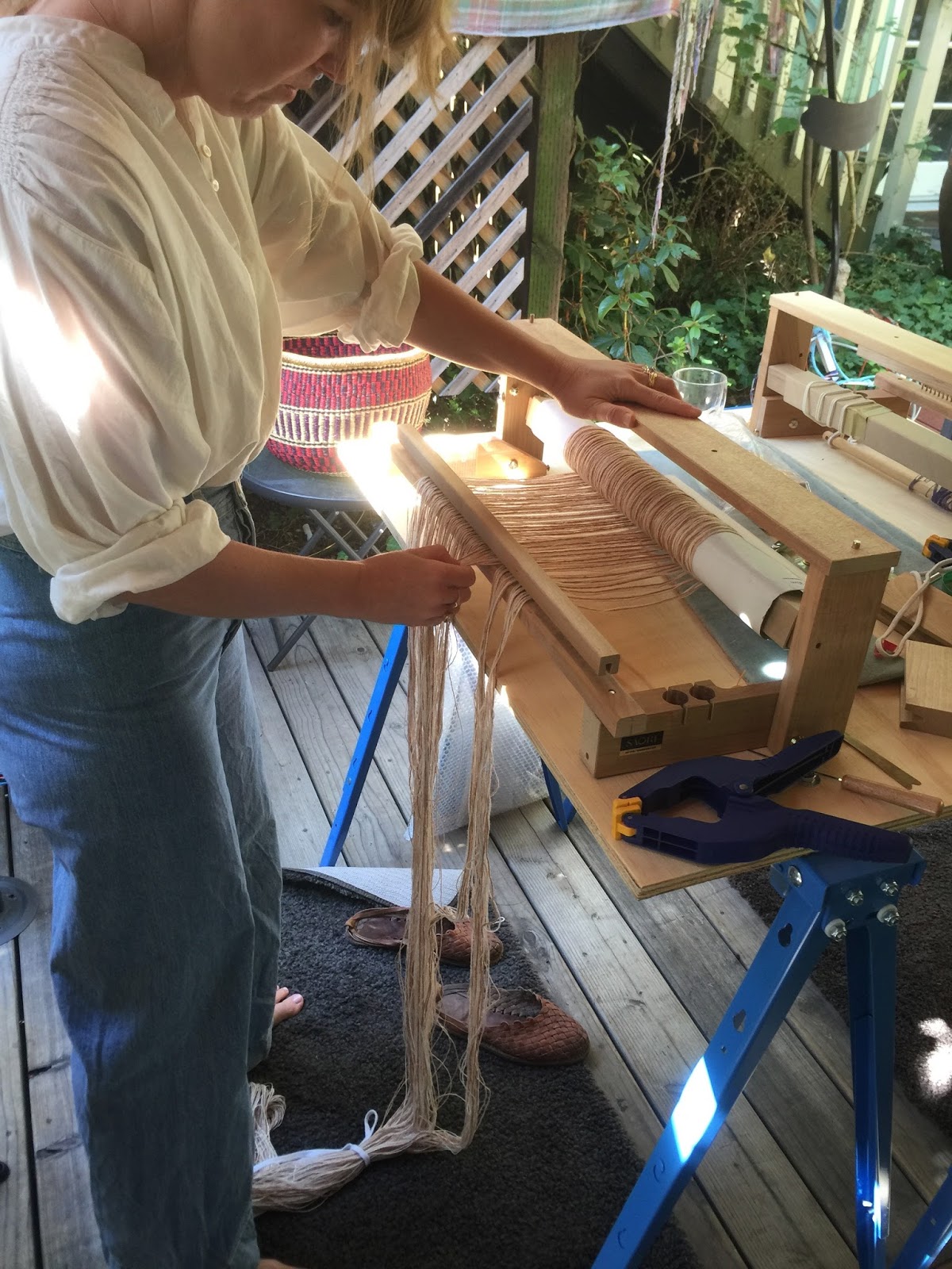 CENTERING WITH FIBER Learning To warp and thread a Saori floor loom class