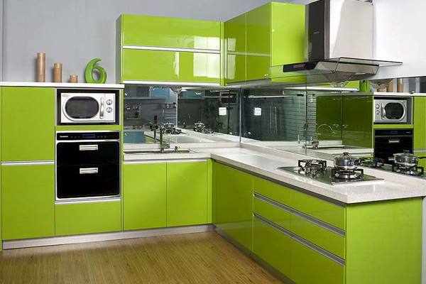 tip dapur sempit nampak luas contoh dapur warna hijau