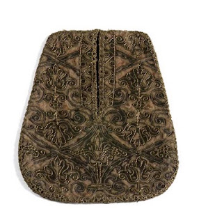 Magda's salon: Renaissance Pocket