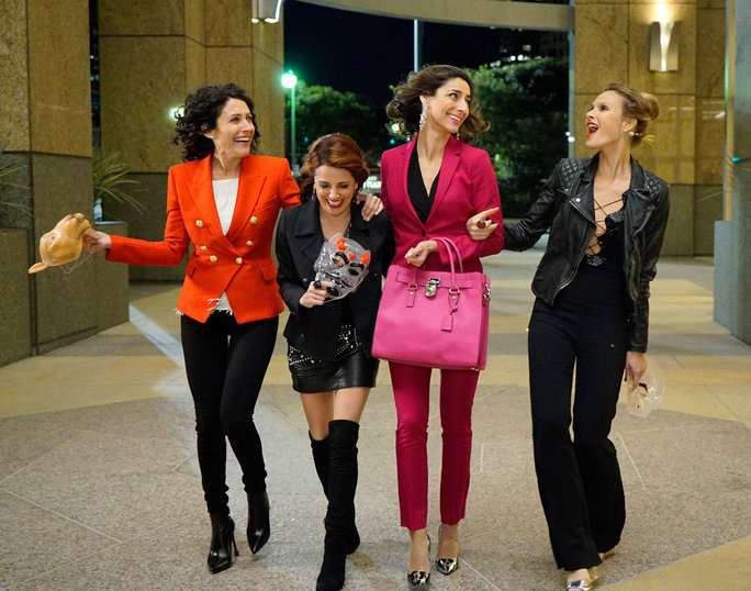 Girlfriends Guide To Divorce Season 3 Trailers And Clips The Entertainment Factor 