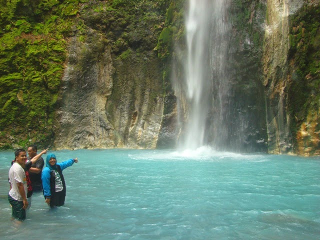 wisata alam kita: Air Terjun Dua Warna, Sibolangit SUMUT