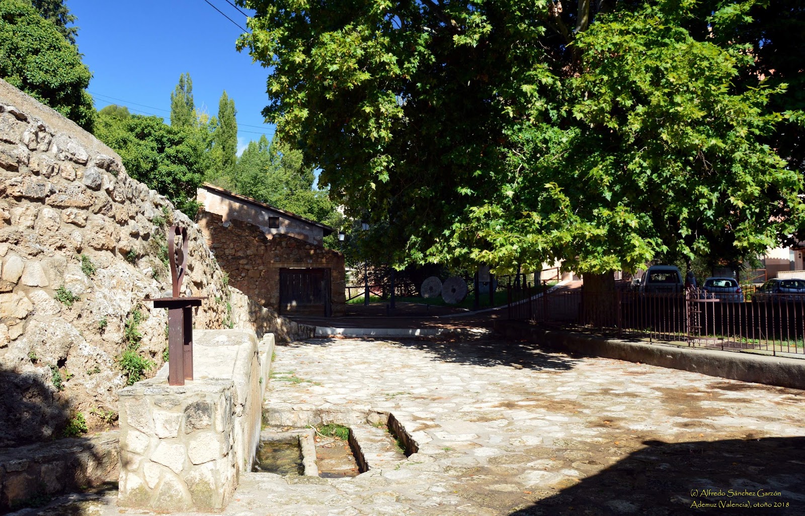 DESDE EL RINCÓN DE ADEMUZ LA FUENTE VIEJA DE ADEMUZ, VALENCIA.
