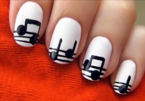 White and Black Music Notes Nail Art