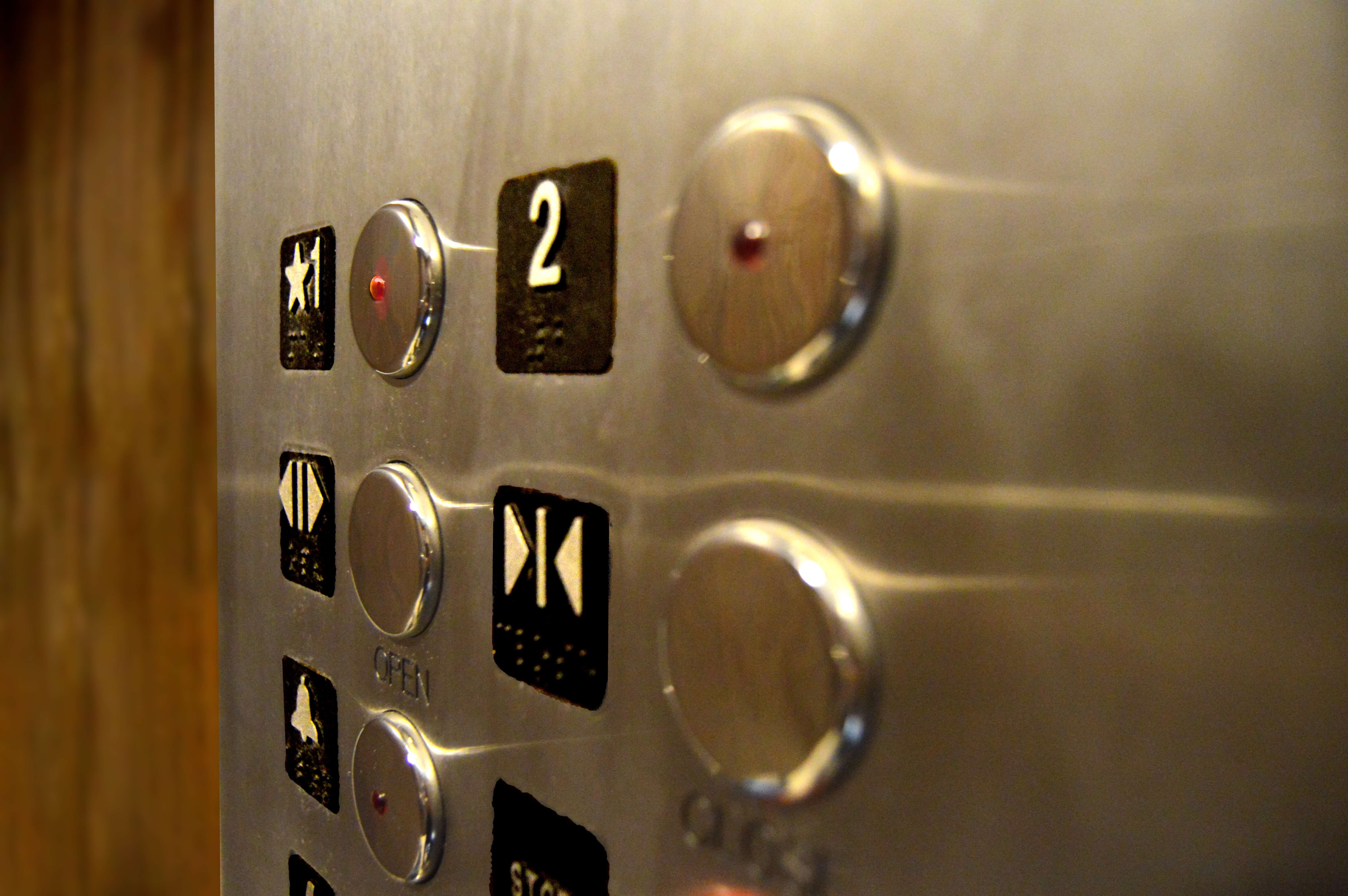 Apartmanda asansör çalışmıyor ise bu kimin sorumluluğundadır