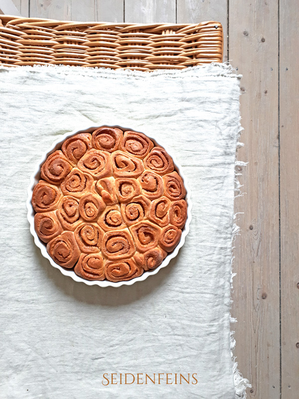 Süß & salzig : Zimtrosen-Kuchen * recipe * sweet & salty : cinnamon rose cake / Kanelbullar Kage