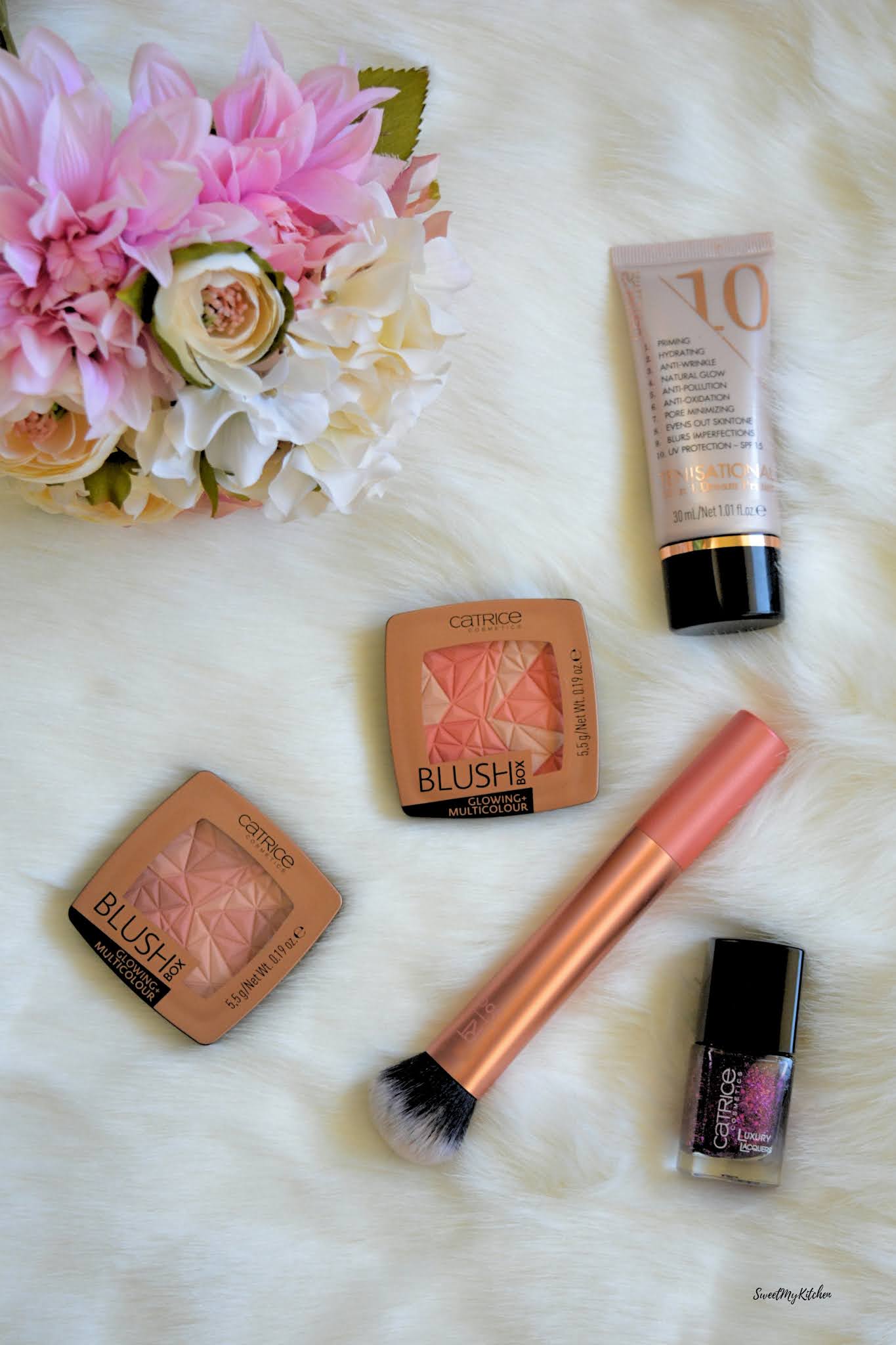 Sweet my Kitchen Catrice Blush Box Glowing + Multicolour