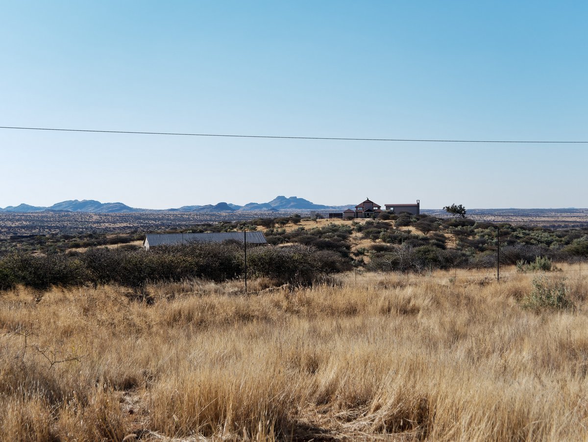 Вшестером по Намибии на джипах в пандемию Вшестером по Намибии на джипах в пандемию