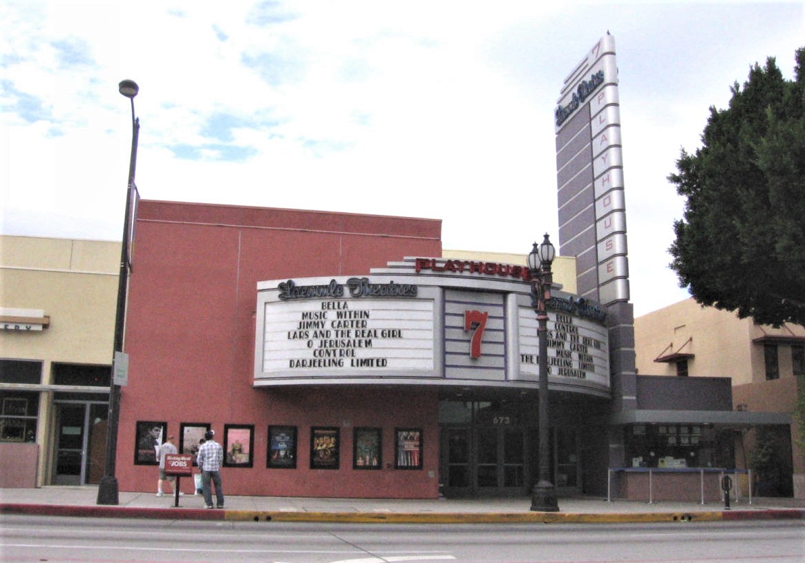 Los Angeles Theatres Laemmle / Landmark Playhouse 7