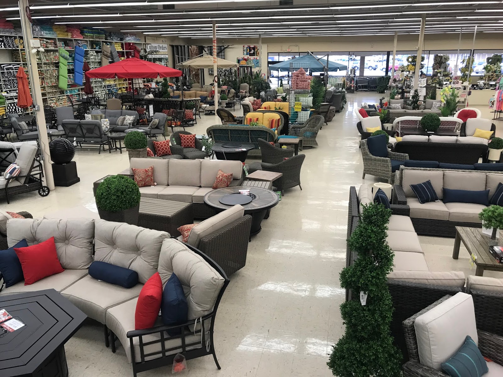 Trees n Trends Trees n Trends...A Virtual Tour