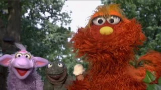 Murray and Ovejita introduce the letter of the day I.Sesame Street Episode 4420, Three Cheers for Us, Season 44