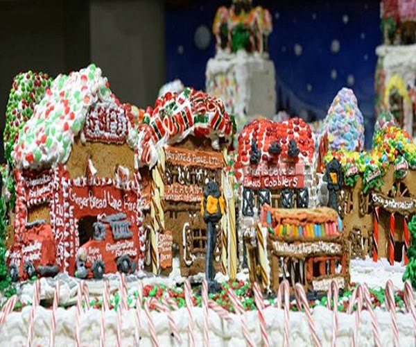 FunkiRide: The World's Largest Gingerbread Village For Christmas