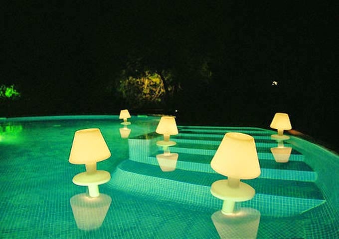 Luces Solares Flotantes Para Piscina - Pack De 2 Unidades | Cambio De Color Automático, IP44 Resistente Al Agua | Decoración Jardín Y Exteriores