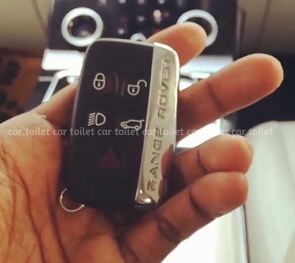 Range Rover Activity Key Car Toilet