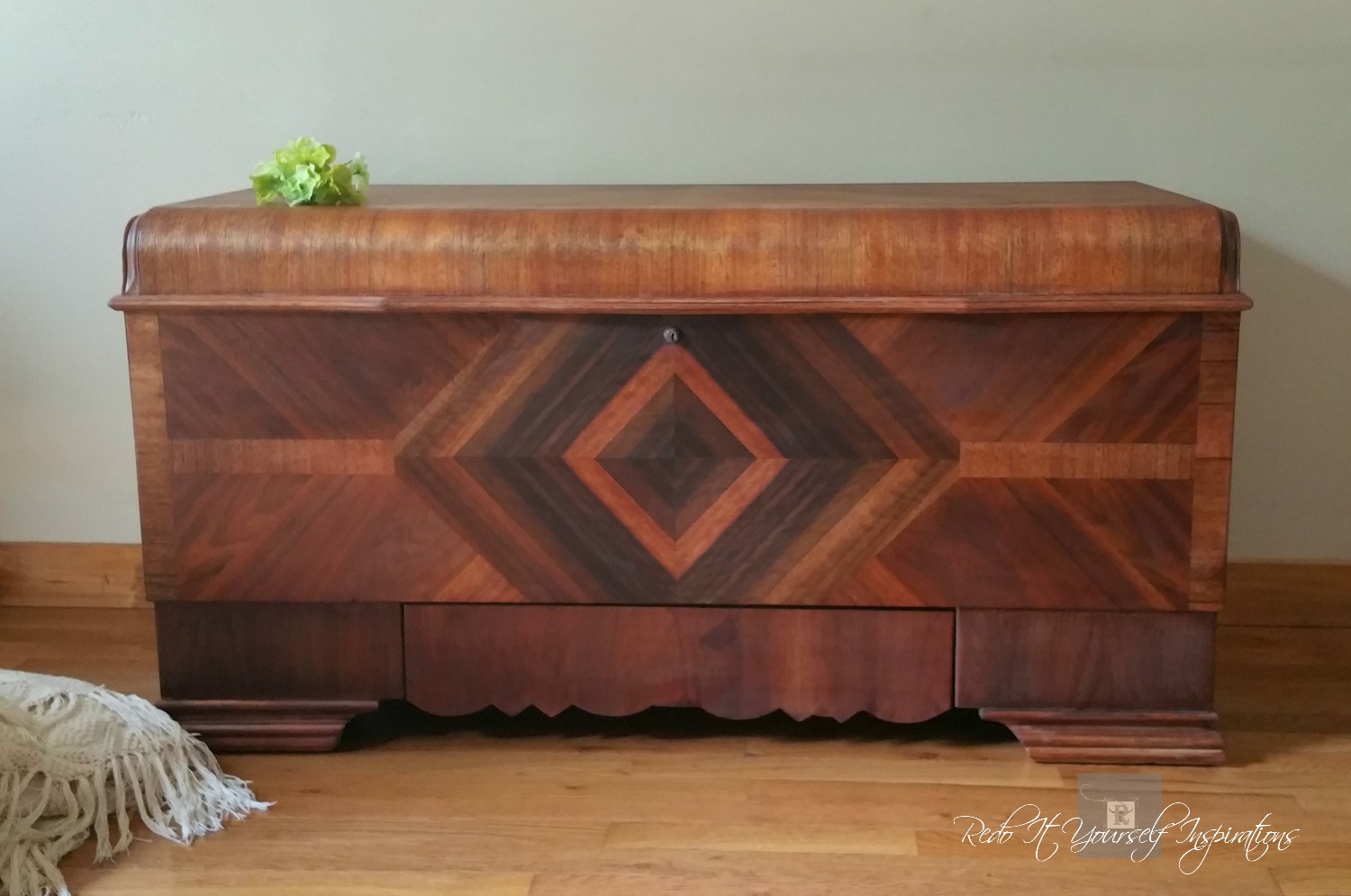 Cedar Chest Restoration Redo It Yourself Inspirations Cedar Chest