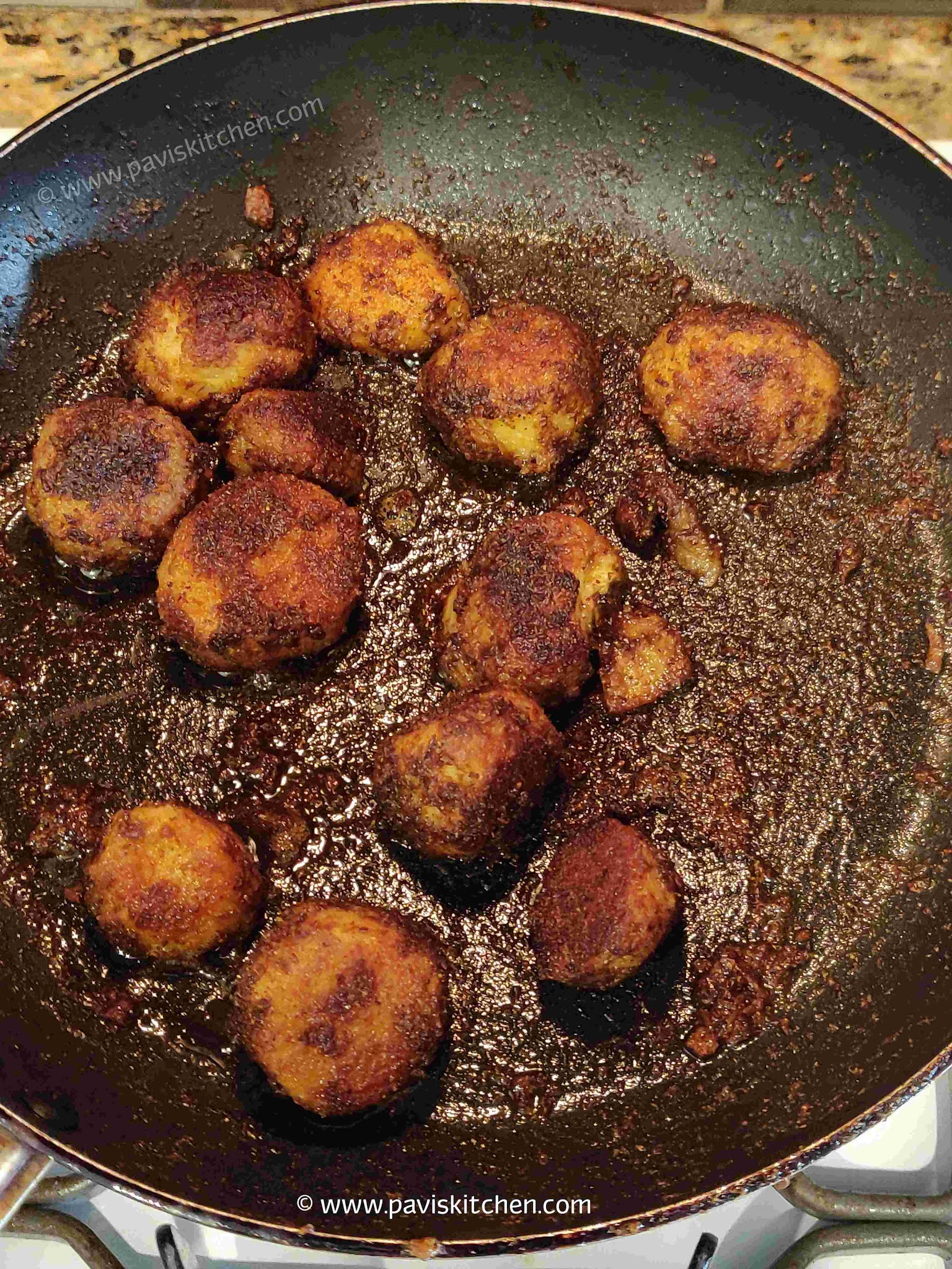 Arbi fry recipe | seppankizhangu roast | cheppankizhangu varuval | colocasia recipe | taro root fry