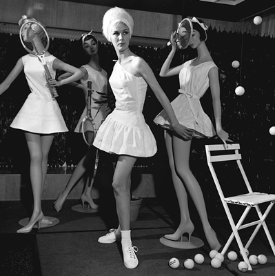 Fashion Through The Ages: Fashion 1960 - 1970