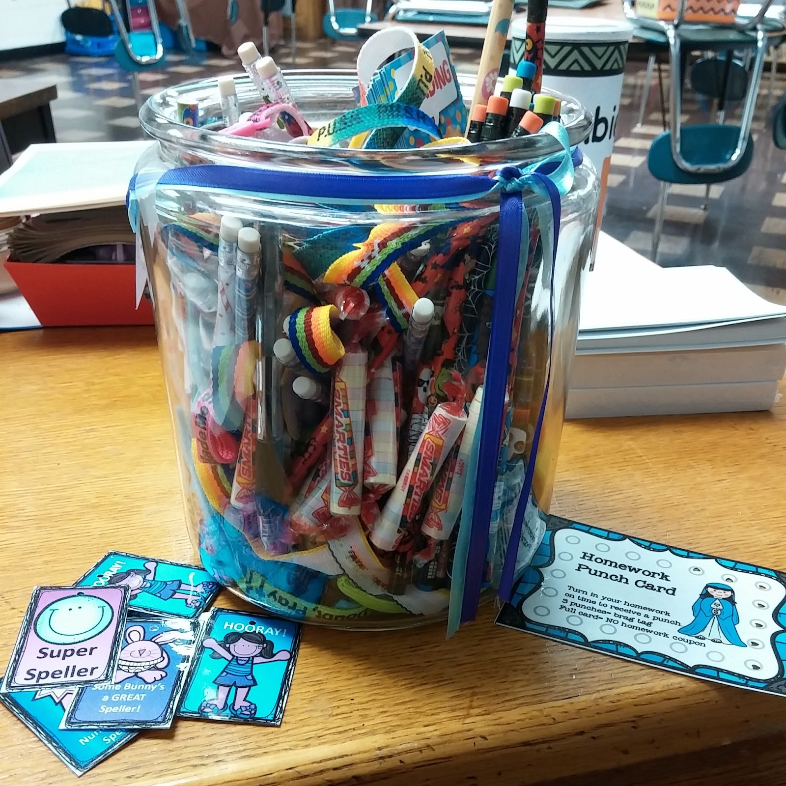 The Teacher's Desk 6... Wordless Wednesday Incentive Prizes