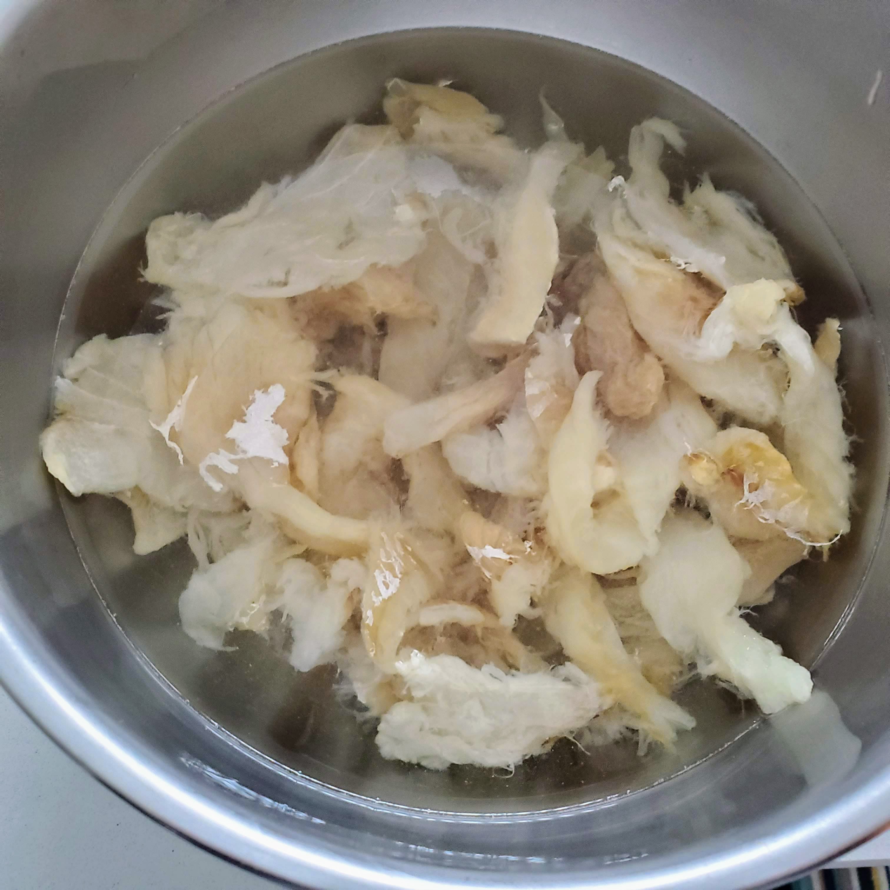 Fish cakes (with Bacalhau salted cod)