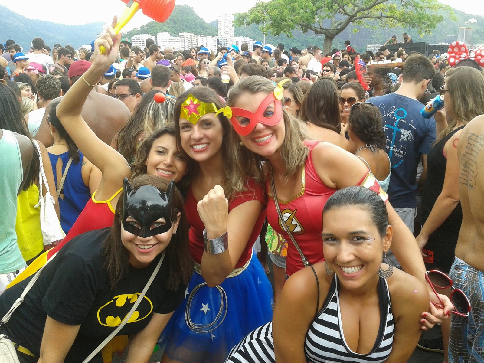 Blog Apaixonados por Viagens - Carnaval - Fantasia - Bloco de Rua - Rio de Janeiro