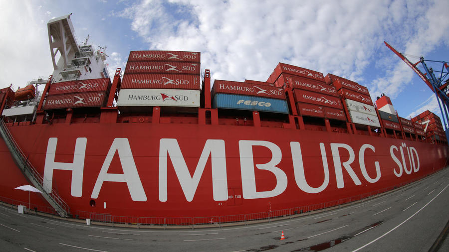 Shipping Oetkers mull HAMBURG SÜD sale