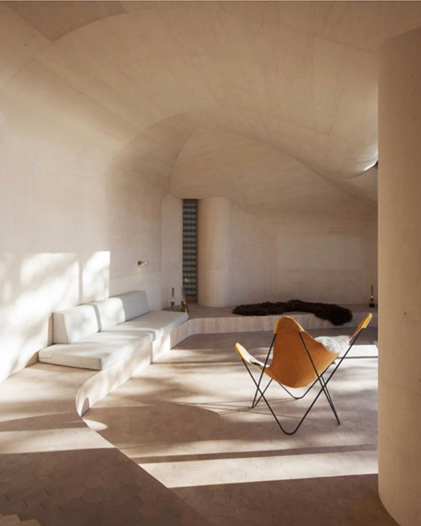 Interiors | Décor Inspiration: Curves Ahead