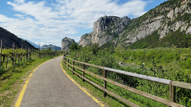 pista ciclabile valle dei laghi