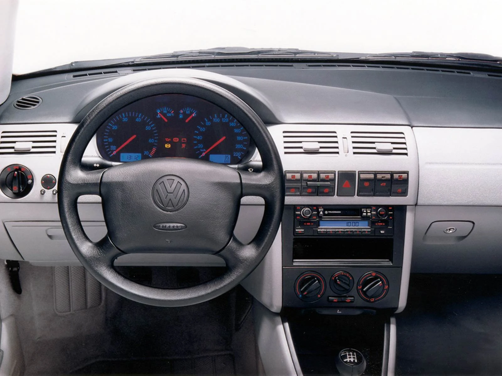 VW Gol e Parati linha 2003