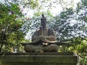 ���`����