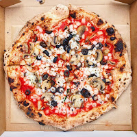 vegan pizza olives mushrooms Bella Napoli Cork
