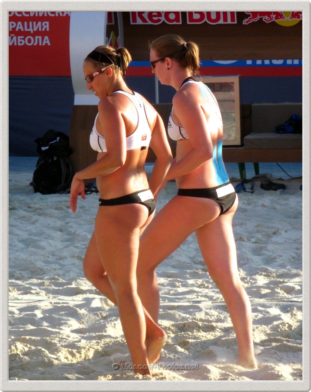 Beach Volleyball Players Jana Kohler & Julia Sude