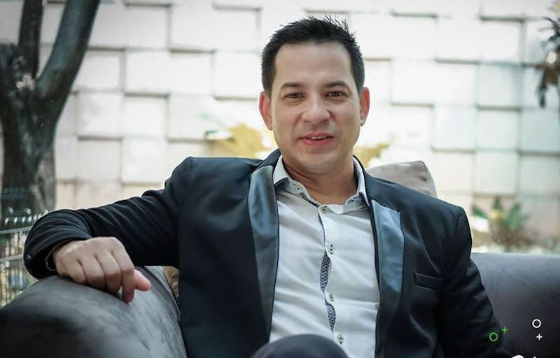 √ Biodata Ari Wibowo Agama, Keluarga, Pacar, dan