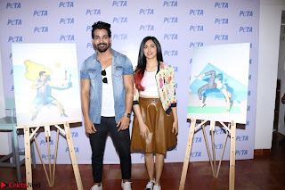 Adah Sharma with Harshvardhan Rane 02