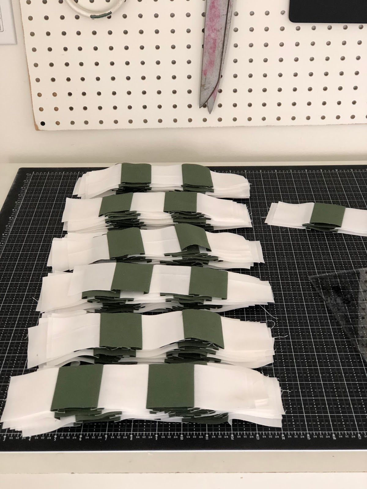 Gigi's Thimble TwoColor Irish Chain QuiltAlong Week 3