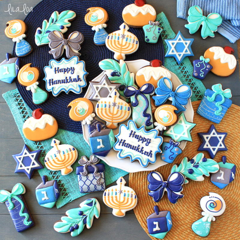 How To Make Decorated Hanukkah Menorah Sugar Cookies