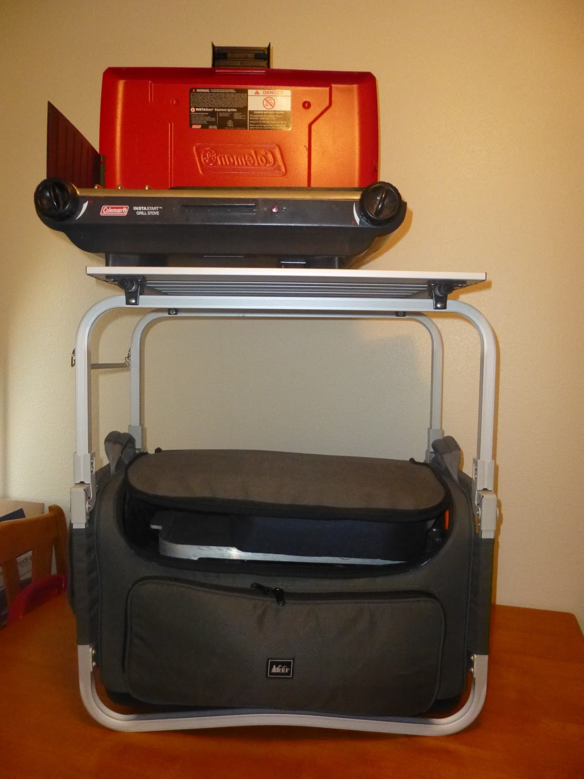 Out and Back Again: Gear Review: REI's Camp Pack-N-Prep Tote/Table