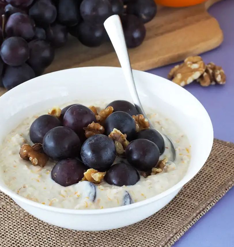 Resepi Overnight Oats With Black Grapes