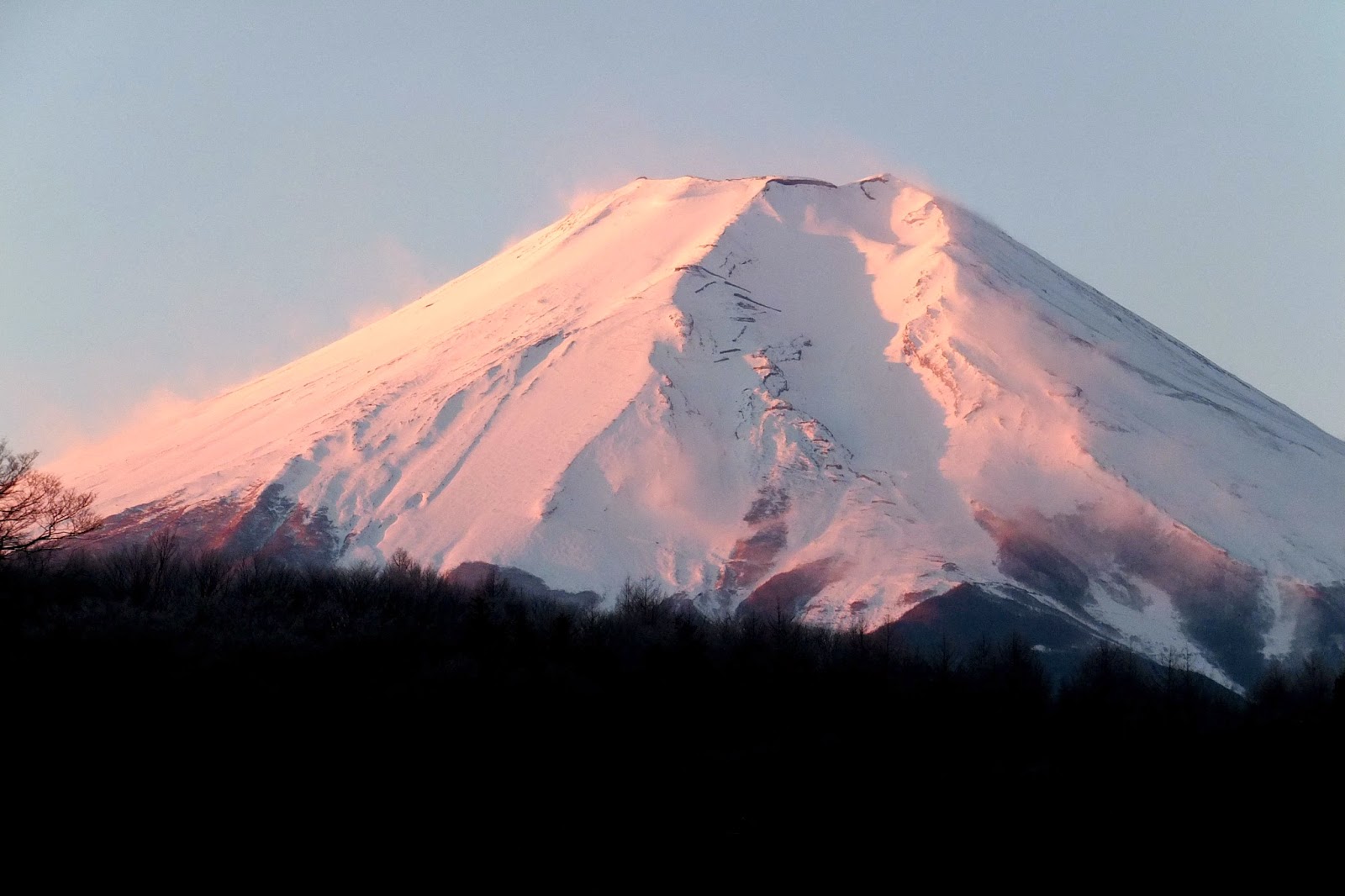 2014-mt.fuji-sunrise 朝日に照らされる富士山