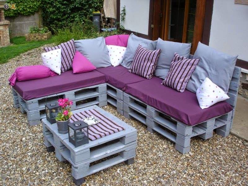 Home Decor: 10 Of The Most Wonderful Pallet Couches In This Year