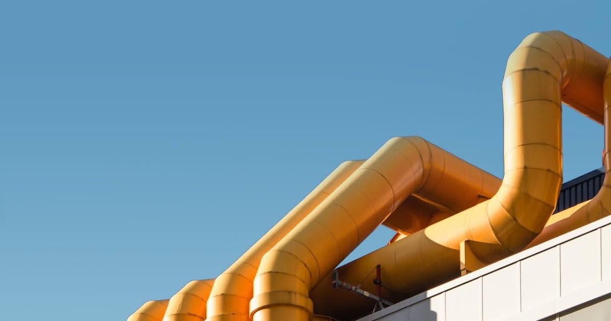 "Flushed down the tubes" nghĩa là gì?