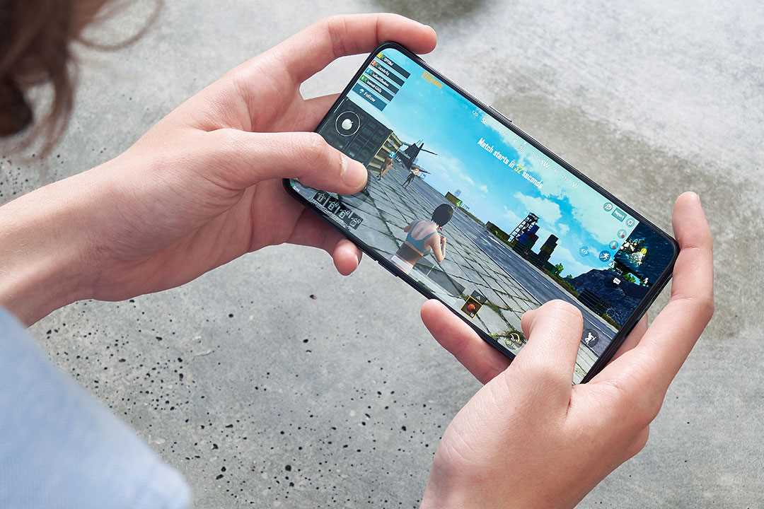 4 smartphone chuyên game giá “mềm” cực thích hợp trong những ngày “chỉ được ở nhà”