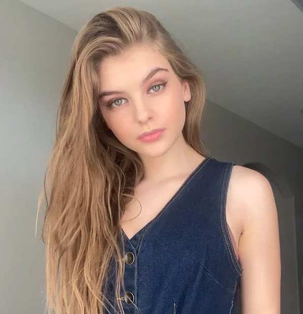 Lyliana Wray - Instagram Photos 06/30/2021