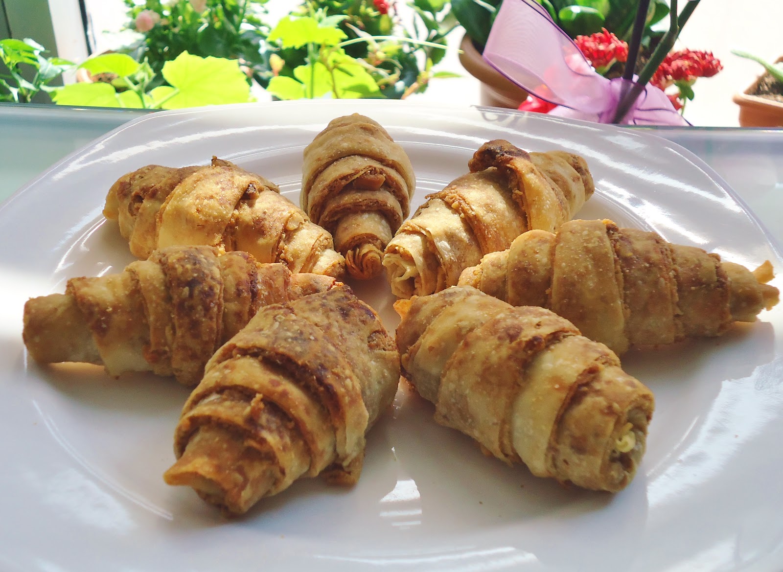 Birsel ve İrem HaşhaşlıCevizli Çıtır Börek